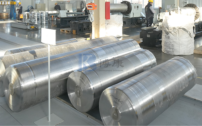 چگونه می توان قوس خلاء را خلوص نهایی شمشهای تیتانیوم ایجاد کرد؟